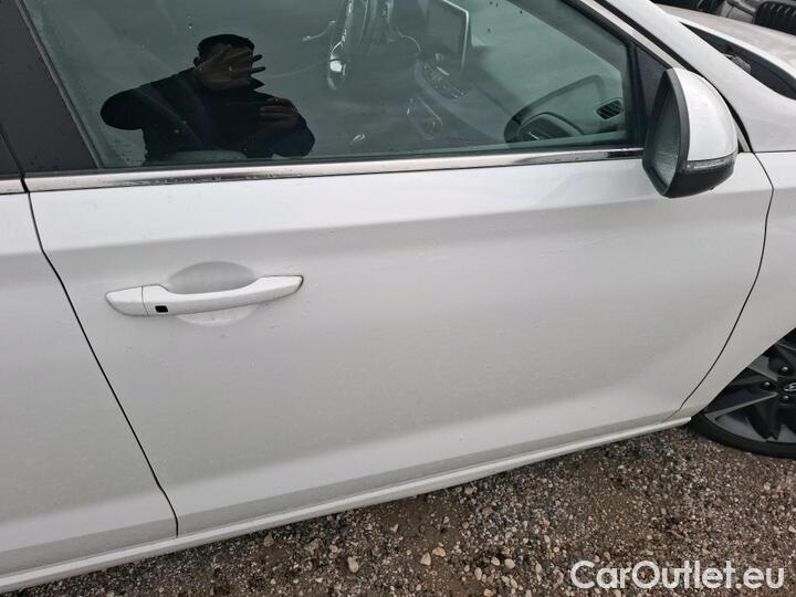 Hyundai  i30 1.6 CRDI 115 CREATIVE SW #82