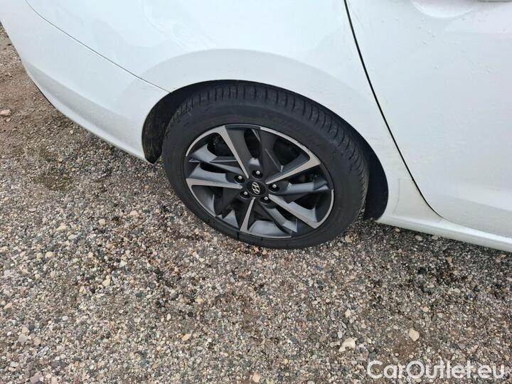 Hyundai  i30 1.6 CRDI 115 CREATIVE SW #55