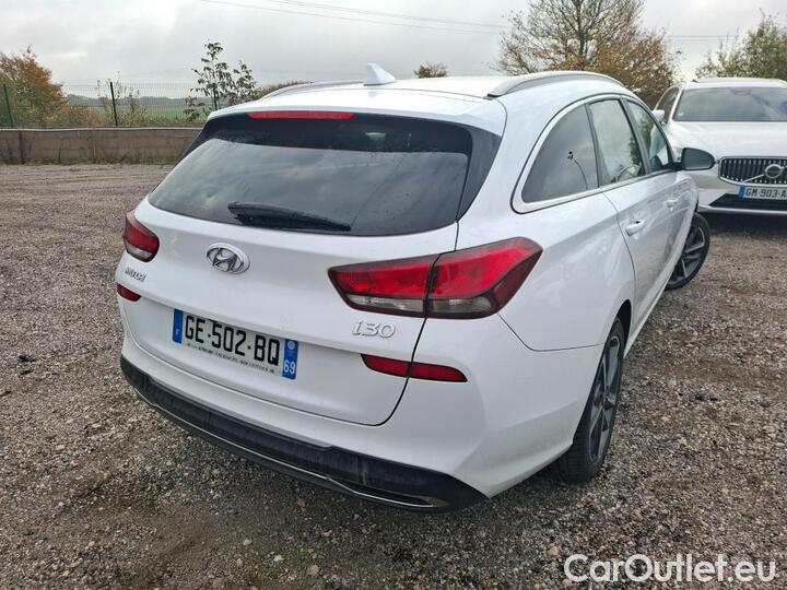 Hyundai  i30 1.6 CRDI 115 CREATIVE SW #3