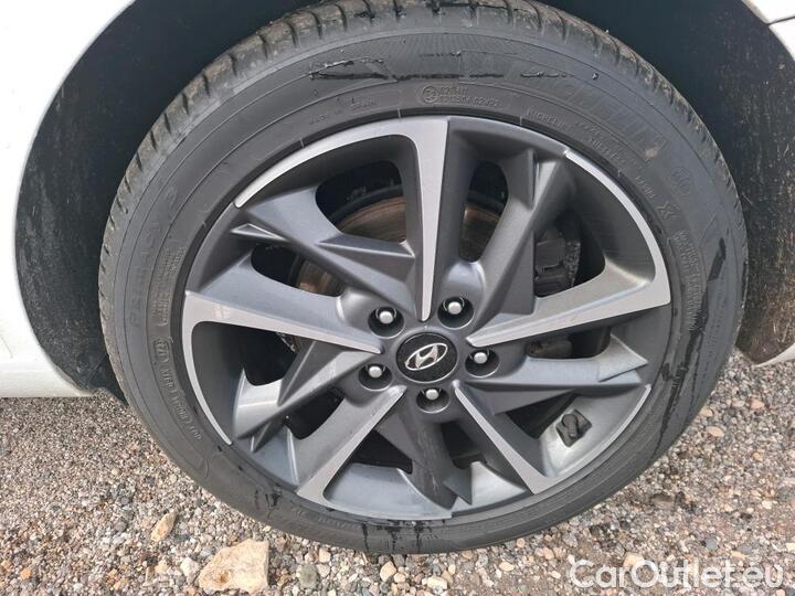 Hyundai  i30 1.6 CRDI 115 CREATIVE SW #20
