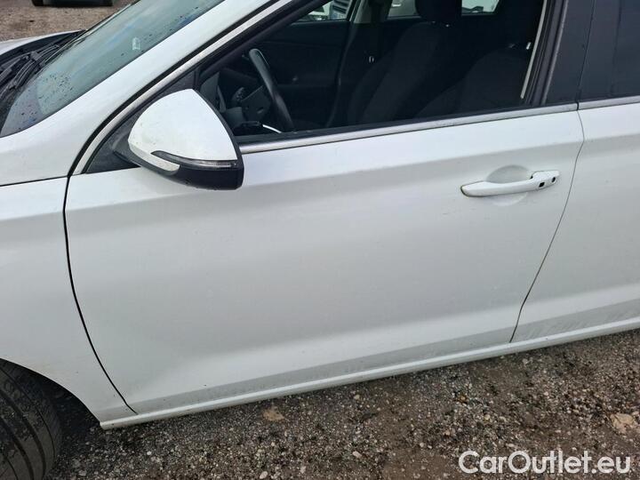 Hyundai  i30 1.6 CRDI 115 CREATIVE SW #81