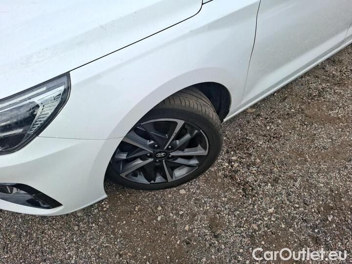 Hyundai  i30 1.6 CRDI 115 CREATIVE SW #48