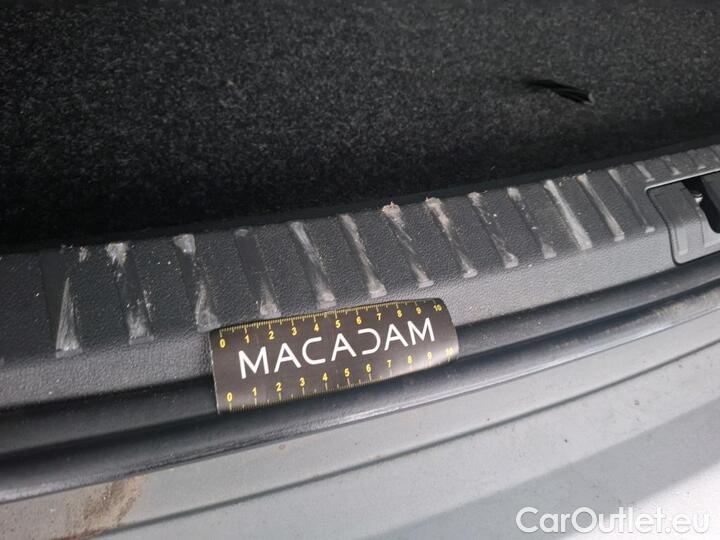 Skoda  Octavia 2.0 TDI 150 DSG7 STYLE #32