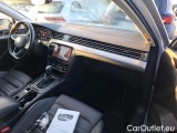 Volkswagen  Passat 2.0 TDI 150 SCR DSG7 SW ELEGANCE #4