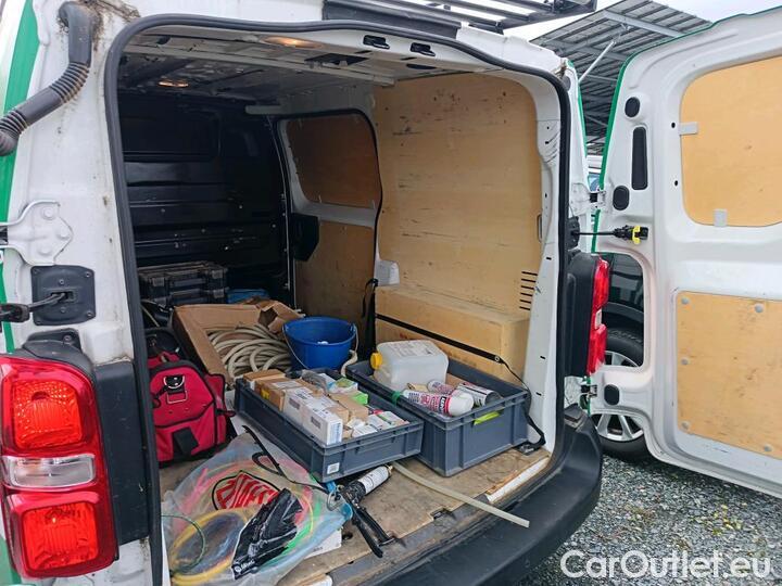 Citroen  Jumpy M BLUEHDI 120 S&S BVM6 (300 NM) DRIVER #14