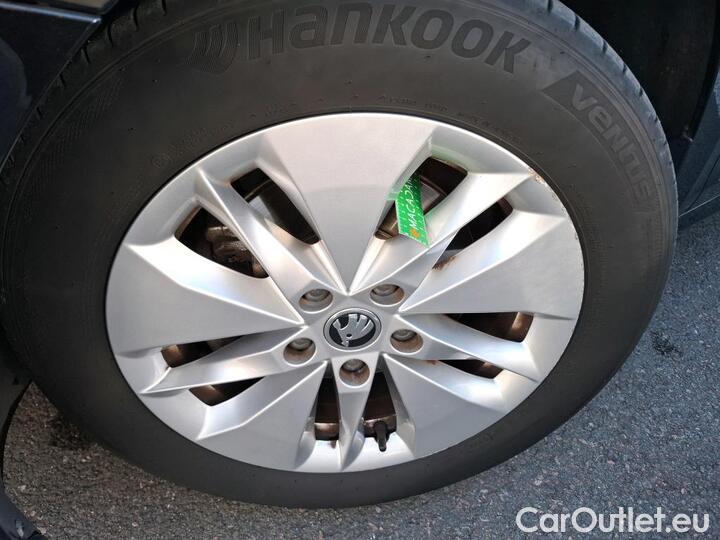 Skoda  Octavia 2.0 TDI 116 BUSINESS #27