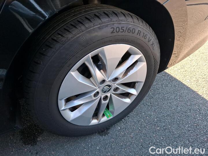 Skoda  Octavia 2.0 TDI 116 BUSINESS #41