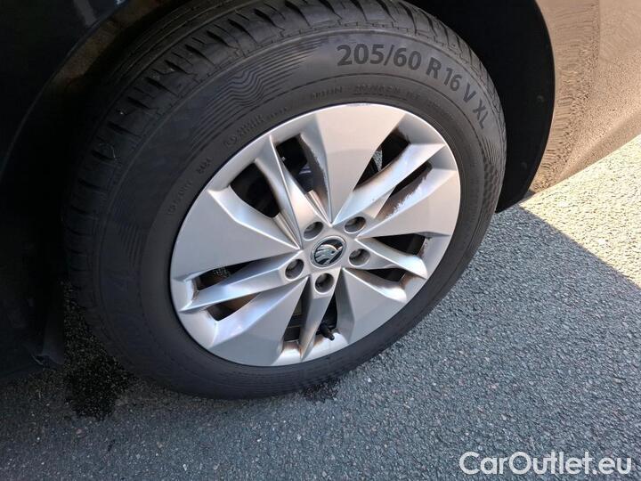 Skoda  Octavia 2.0 TDI 116 BUSINESS #20