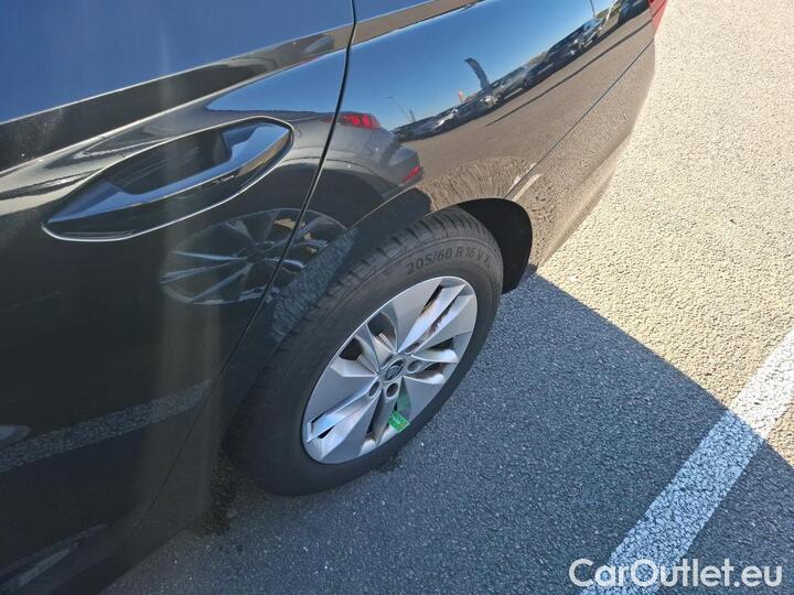 Skoda  Octavia 2.0 TDI 116 BUSINESS #44