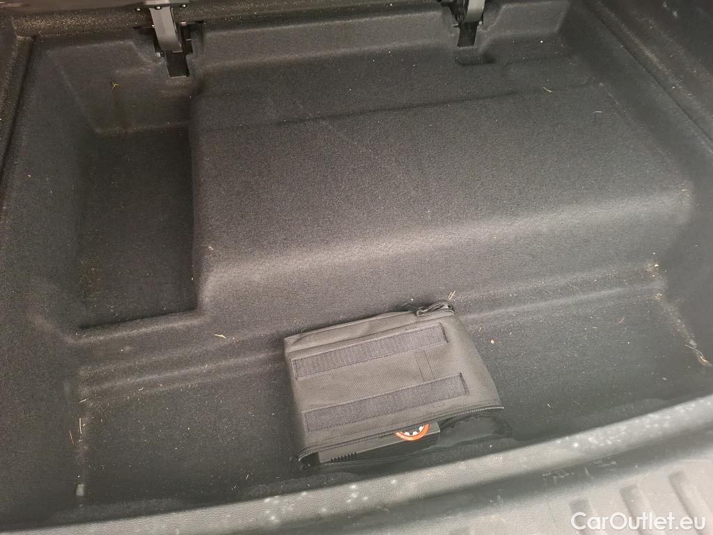  Bmw  X1 BMW  / 2022 / 5P / SUV xDrive25e M Sport DKG7 #16