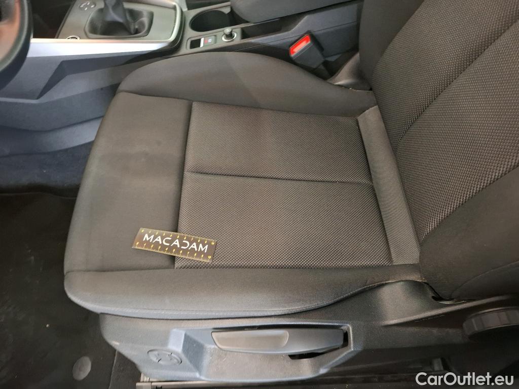  Audi  A3 AUDI  Sportback / 2020 / 5P / Berline 35 TFSI 150 Business Line #19