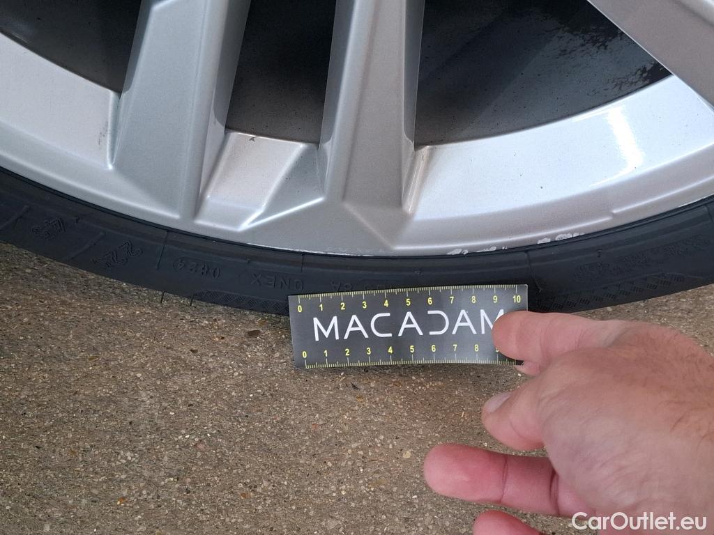  Audi  A3 AUDI  Sportback / 2020 / 5P / Berline 35 TFSI 150 Business Line #23