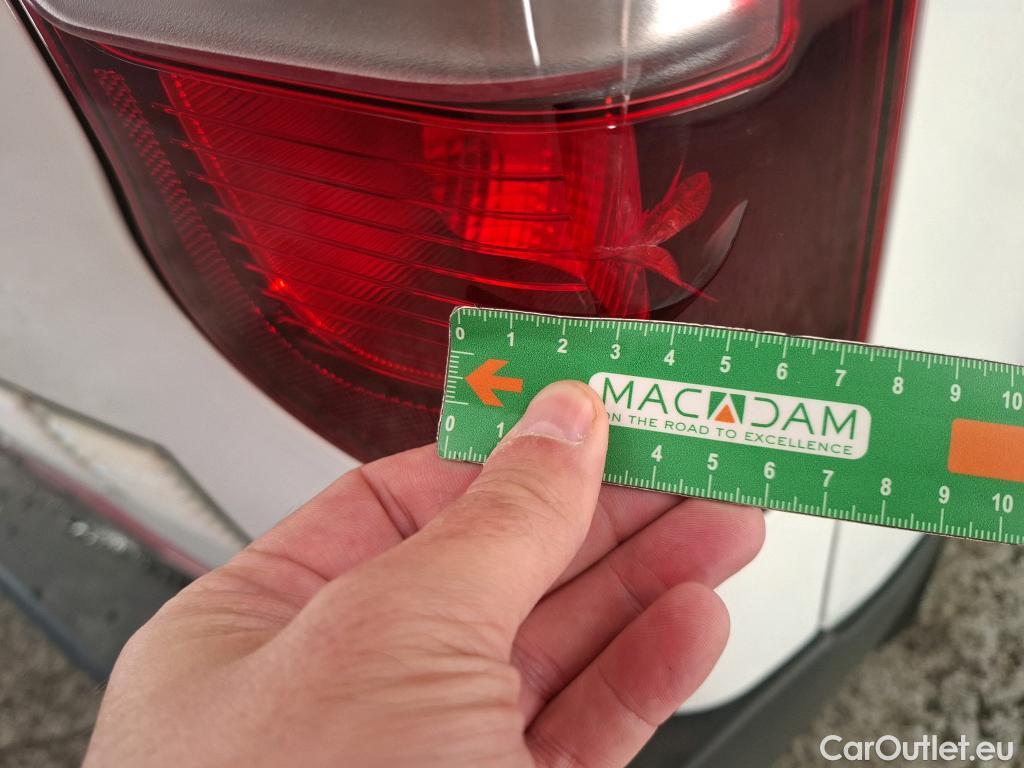  Citroen  Berlingo  Fourgon Club M 650 1.5 BlueHDi 75CV BVM5 E6dT #8