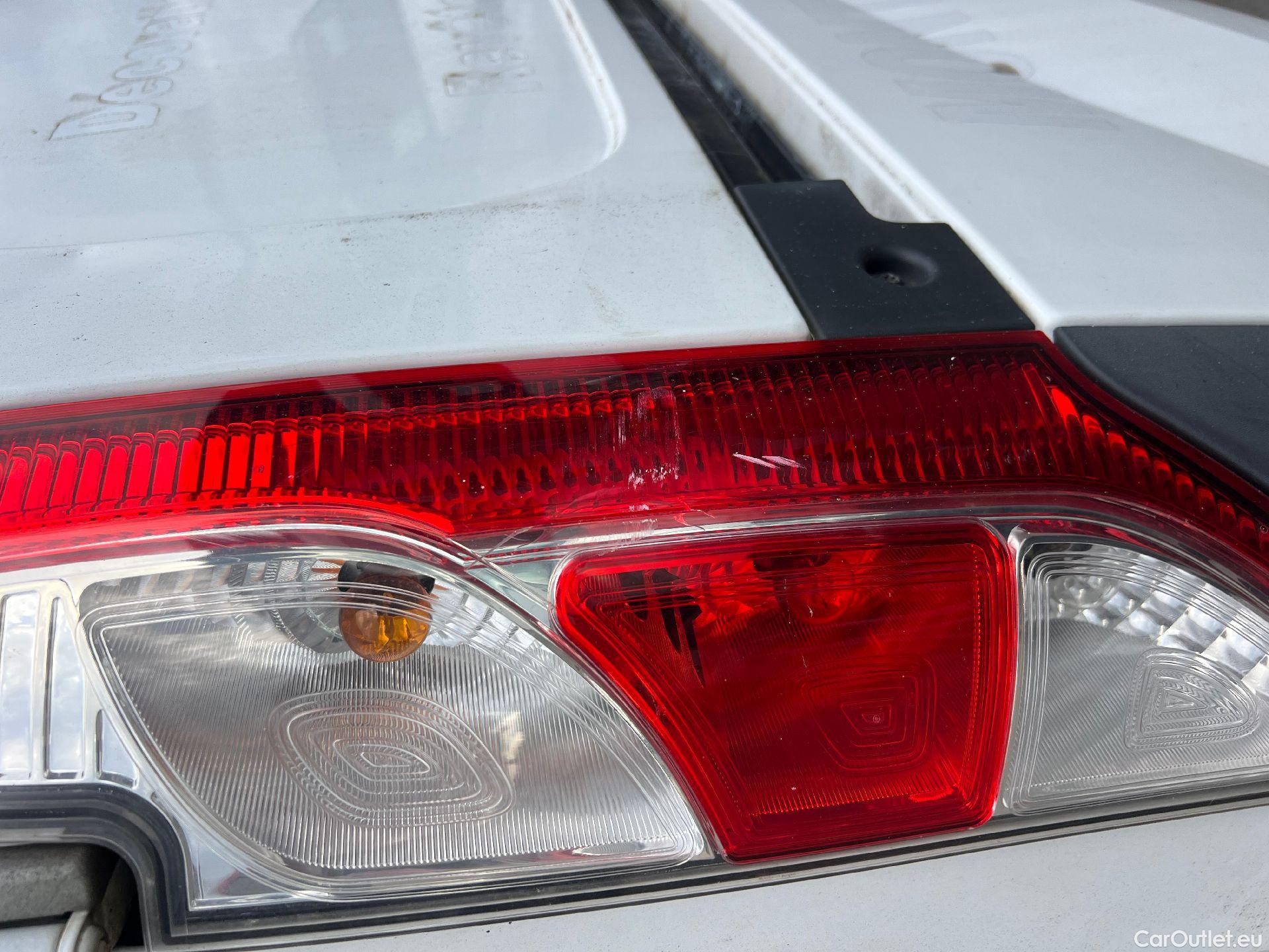  Renault  Kangoo  Express Confort (L1) 1.5 dCi 90CV BVM5 E6 #9