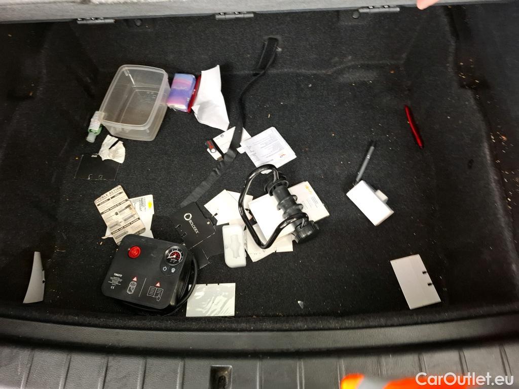  Bmw  X1 Série  sDrive18i Lounge 1.5 140CV BVA7 E6dT #22