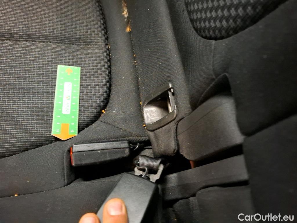  Bmw  X1 Série  sDrive18i Lounge 1.5 140CV BVA7 E6dT #31