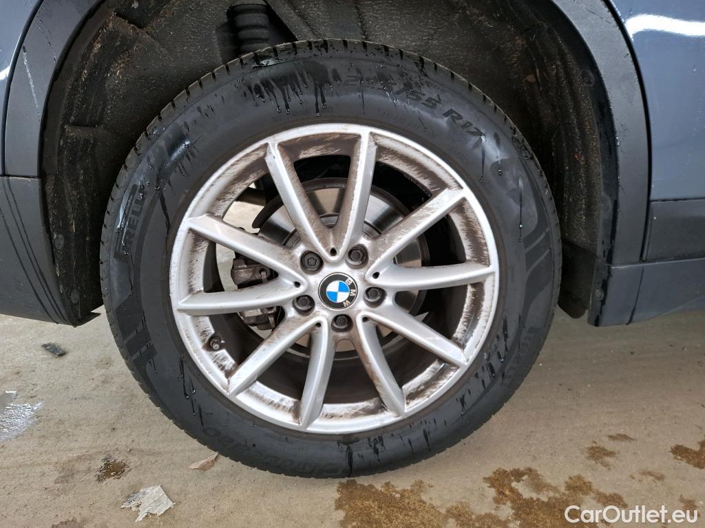  Bmw  X1 Série  sDrive18i Lounge 1.5 140CV BVA7 E6dT #24