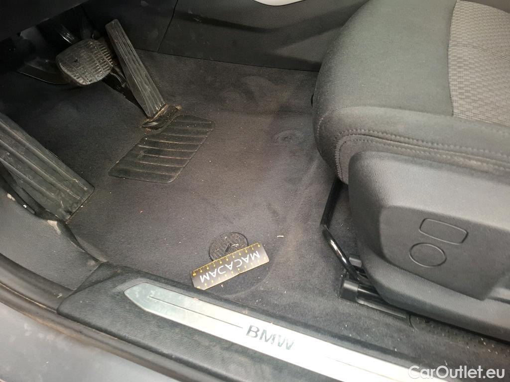  Bmw  Serie 1 BMW Série 1 / 2019 / 5P / Berline 116i DKG7 Business Design #15