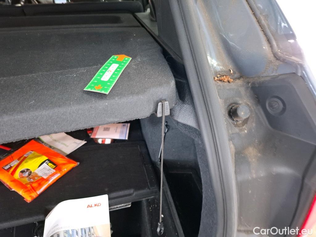  Bmw  X1 Série  sDrive18i Lounge 1.5 140CV BVA7 E6dT #33