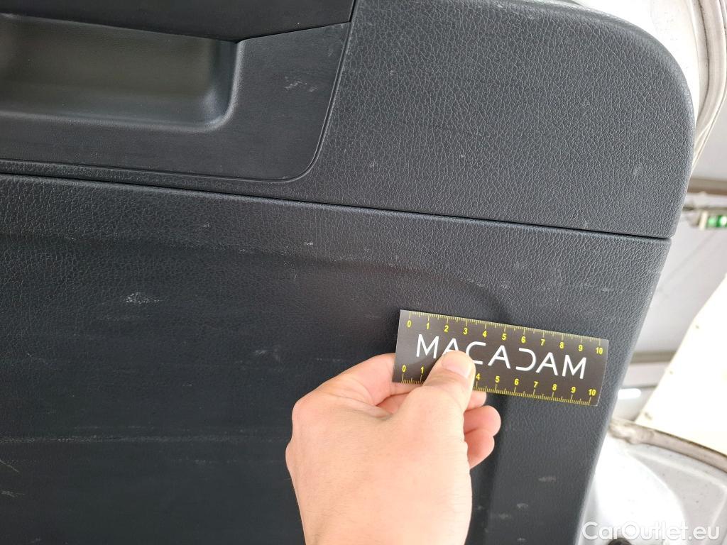  Mercedes  GLB MERCEDES-BENZ  / 2019 / 5P / SUV  200 d AMG Line #12