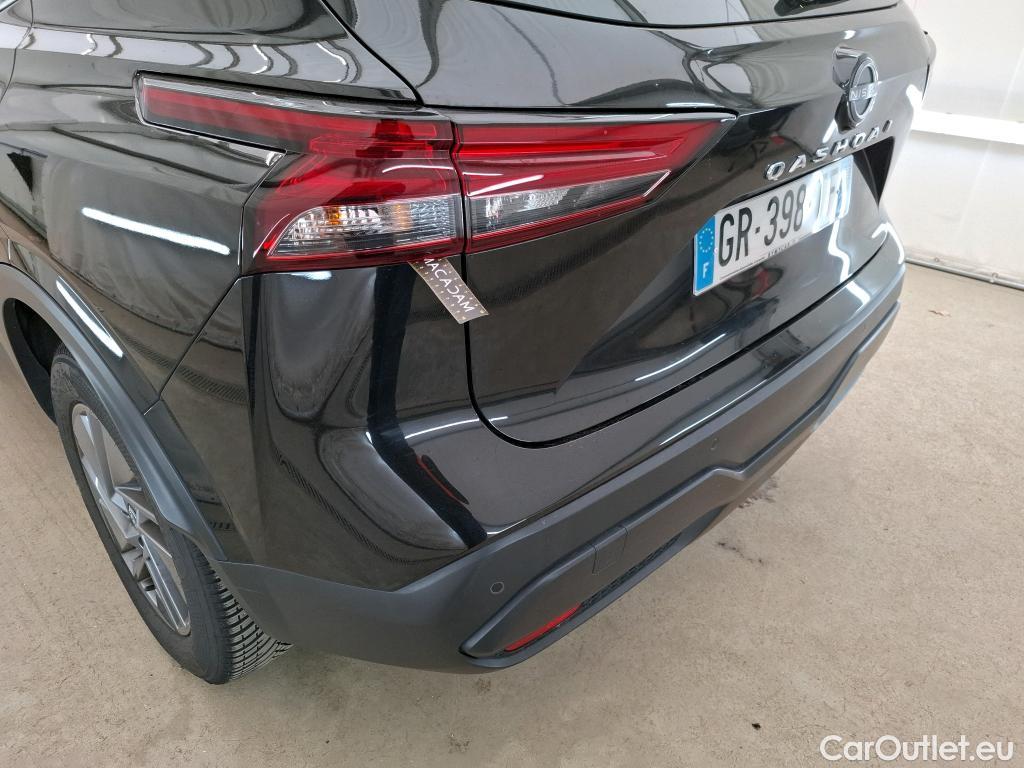  Nissan  Qashqai NISSAN  / 2021 / 5P / Crossover 1.3 MHEV 158ch Xtronic Business Edition CD LOT700 #4