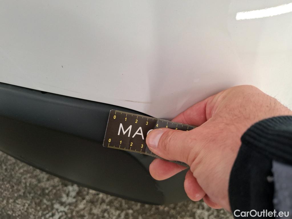  Citroen  C3 CITROEN  / 2016 / 5P / Berline PureTech 110 S&S BVM Feel #11