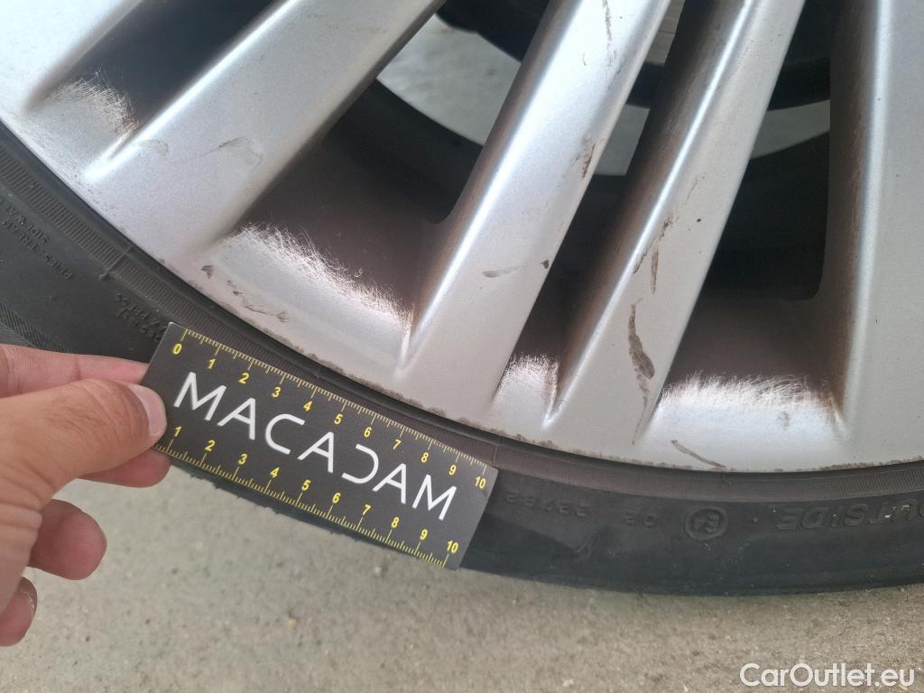  Opel  Insignia OPEL  5p Berline 1.6 CDTi 136 Auto Cosmo #73