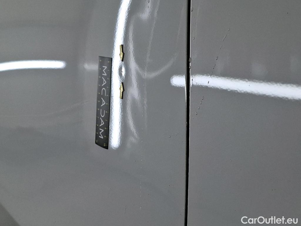  Mercedes  GLB MERCEDES-BENZ  / 2019 / 5P / SUV  200 d AMG Line #16