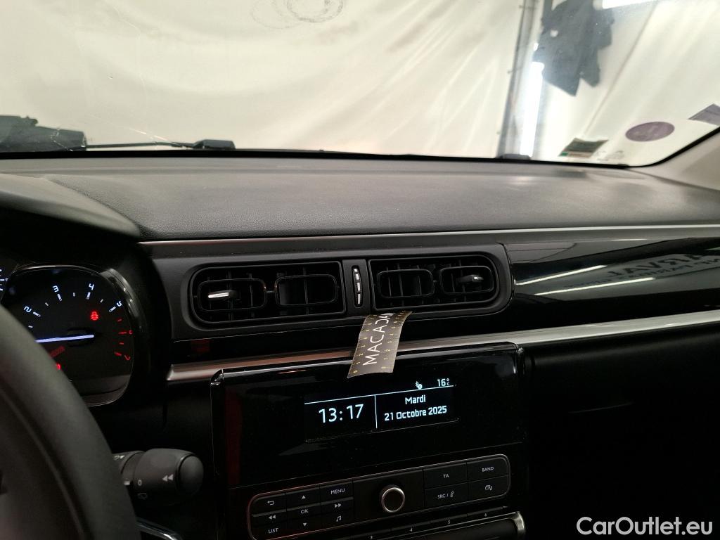  Citroen  C3 CITROEN  / 2016 / 5P / Berline PureTech 110 S&S BVM Feel #1