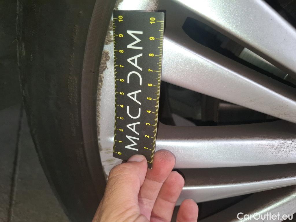  Opel  Insignia OPEL  5p Berline 1.6 CDTi 136 Auto Cosmo #60