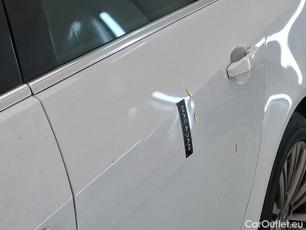  Opel  Insignia OPEL  5p Berline 1.6 CDTi 136 Auto Cosmo #91