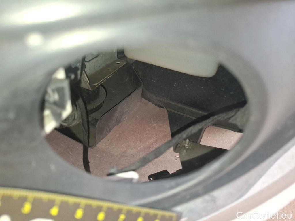  Opel  Insignia OPEL  5p Berline 1.6 CDTi 136 Auto Cosmo #98