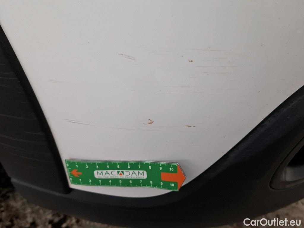  Citroen  C3  Feel Business 1.2 PureTech 80CV BVM5 E6d #3