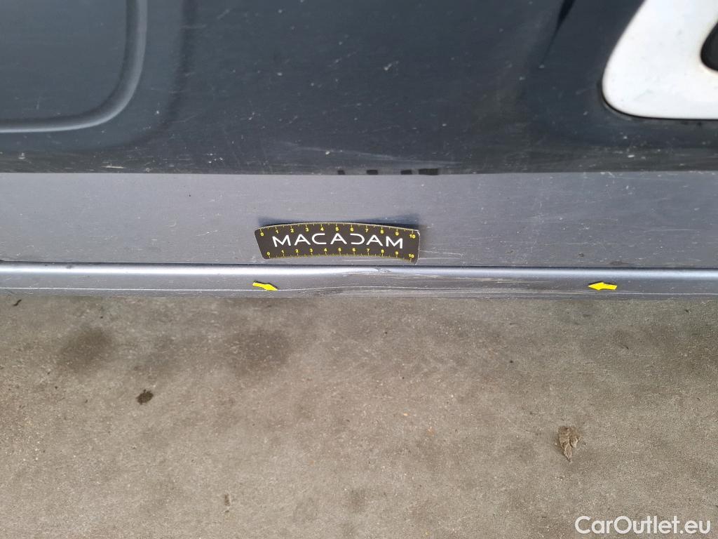  Citroen  Berlingo CITROEN  / 2018 / 5P / monospace Taille XL PureTech 130 S&S EAT8 Shine #21