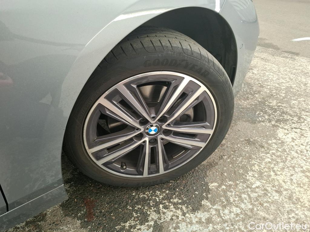  Bmw  Serie 1 BMW Série 1 / 2019 / 5P / Berline 116i DKG7 Business Design #10