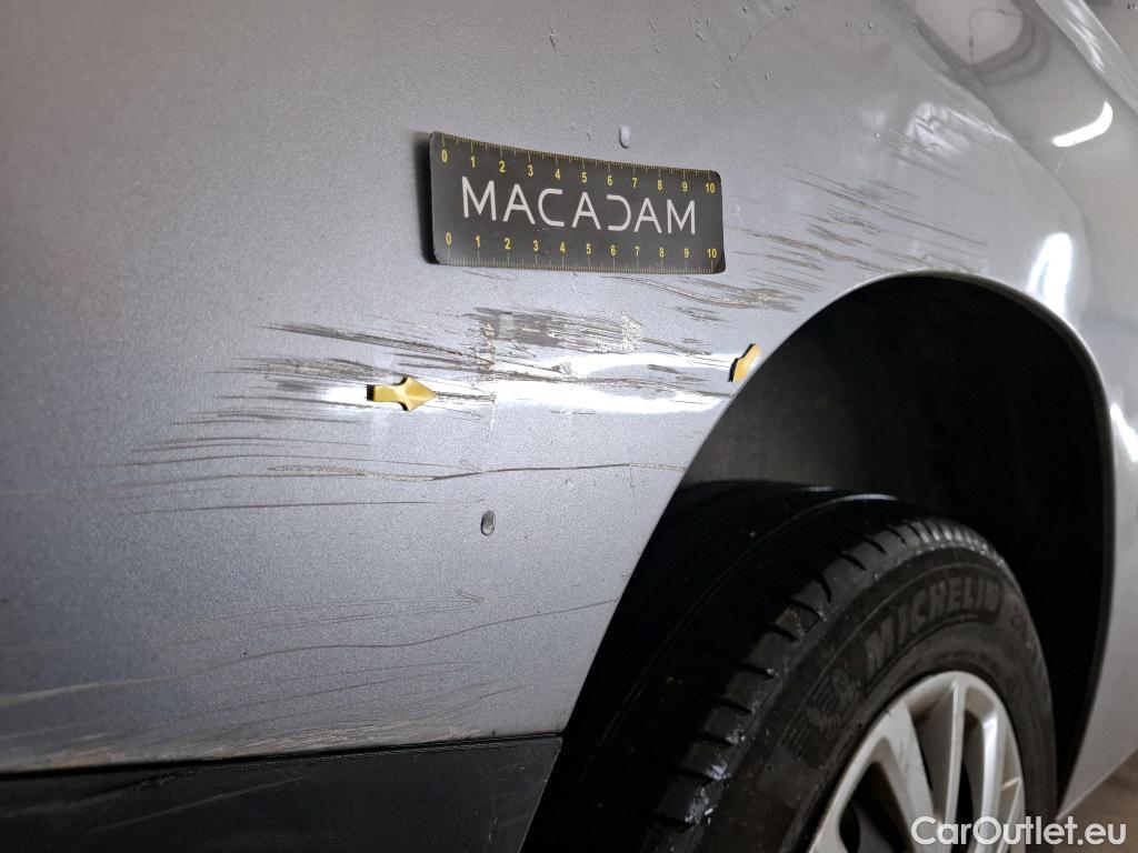  Citroen  Berlingo CITROEN  / 2018 / 5P / monospace Taille XL PureTech 130 S&S EAT8 Shine #5