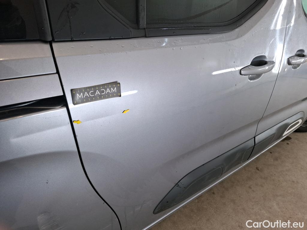  Citroen  Berlingo CITROEN  / 2018 / 5P / monospace Taille XL PureTech 130 S&S EAT8 Shine #16