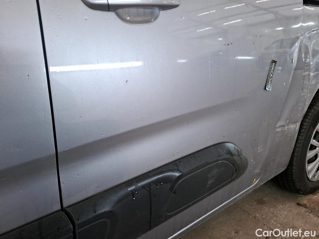  Citroen  Berlingo CITROEN  / 2018 / 5P / monospace Taille XL PureTech 130 S&S EAT8 Shine #8