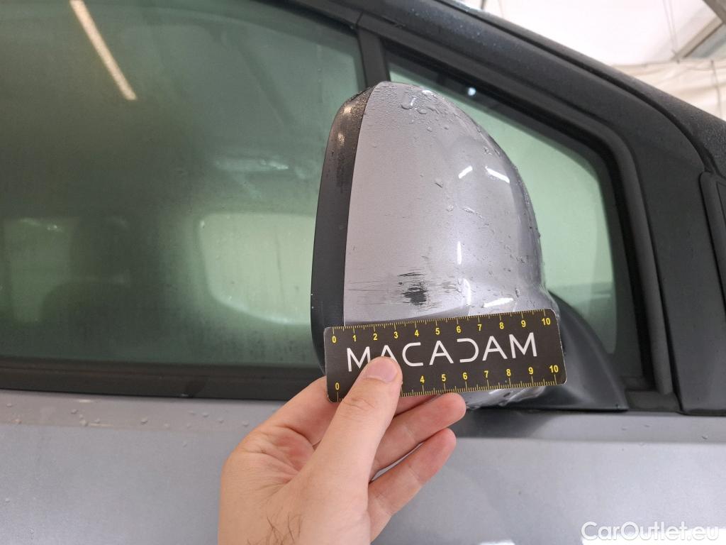  Citroen  Berlingo CITROEN  / 2018 / 5P / monospace Taille XL PureTech 130 S&S EAT8 Shine #40