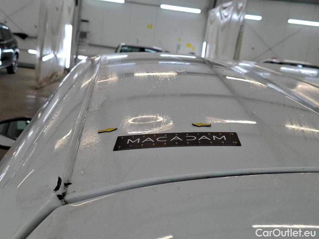  Citroen  C3  Société Feel Nav 1.5 BlueHDI 100CV BVM5 E6dT #2