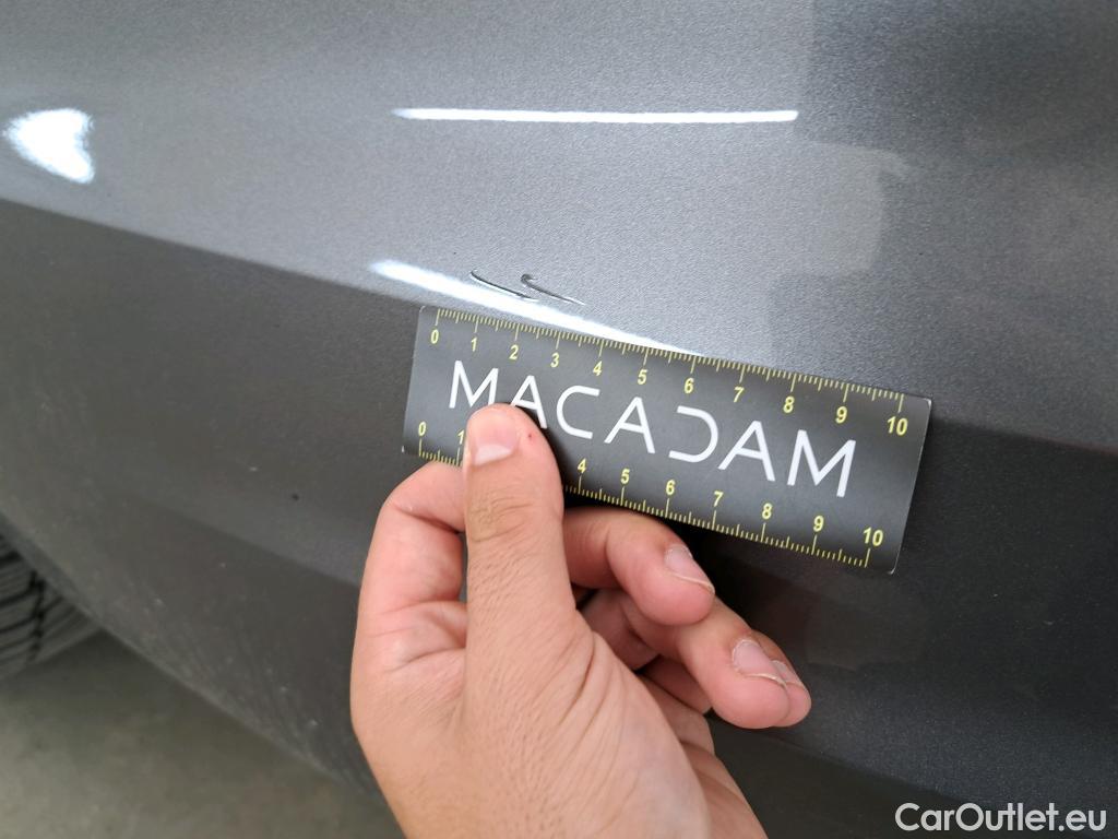  Audi  A4  Avant 30 TDI Business Line 2.0 TDI 135CV BVA7 E6d #5