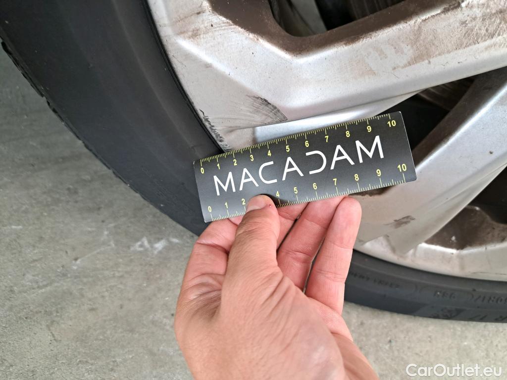  Audi  A4  Avant 30 TDI Business Line 2.0 TDI 135CV BVA7 E6d #23