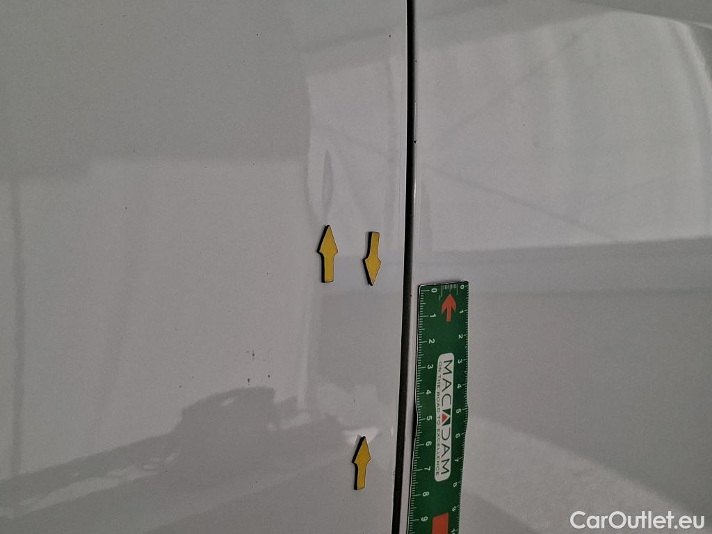  Volkswagen  Touran  Lounge Business BMT/Start-Stopp 2.0 TDI 120CV BVM6 E6d #3