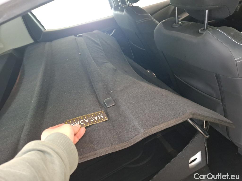  Renault  Clio RENAULT  Société VU 5p Berline Air Medianav dCi 75 - 18 #17