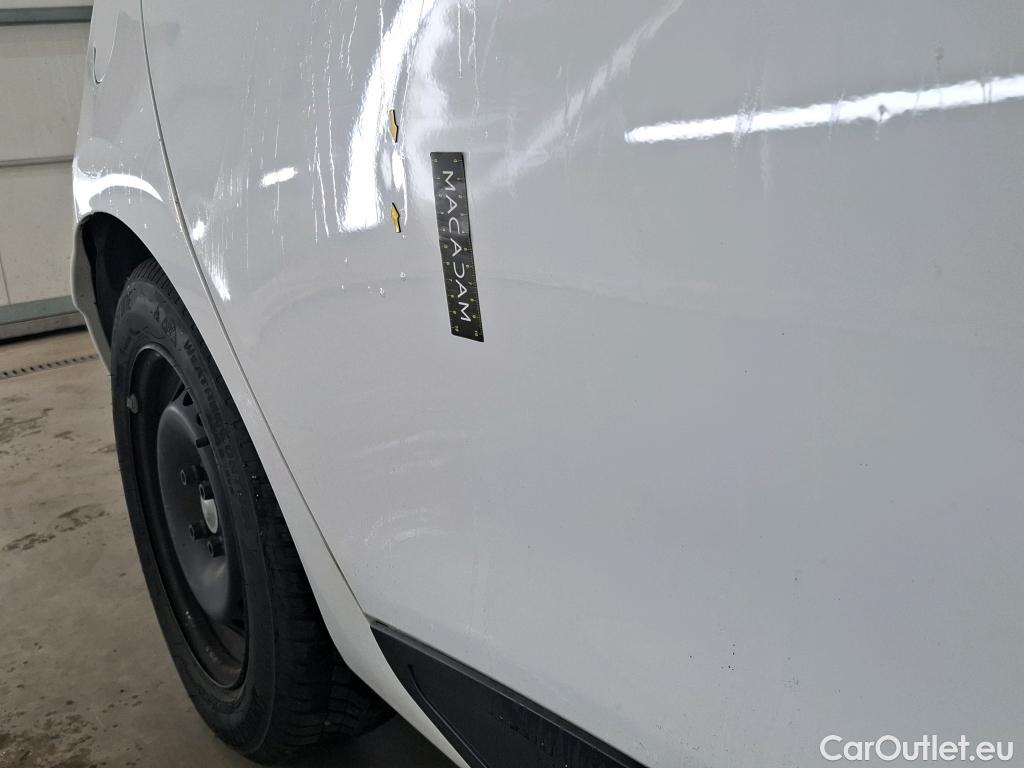  Renault  Clio RENAULT  Société VU 5p Berline Air Medianav dCi 75 - 18 #22