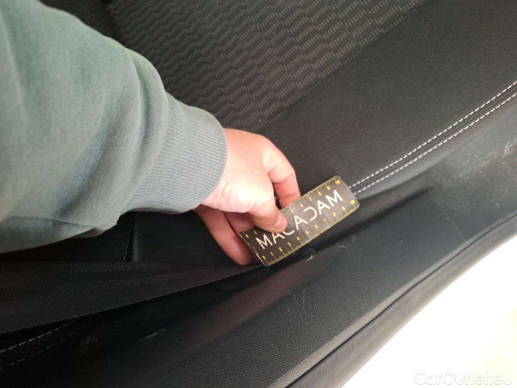  Peugeot  208  Active 1.2 PureTech 80CV BVM5 E6 #16