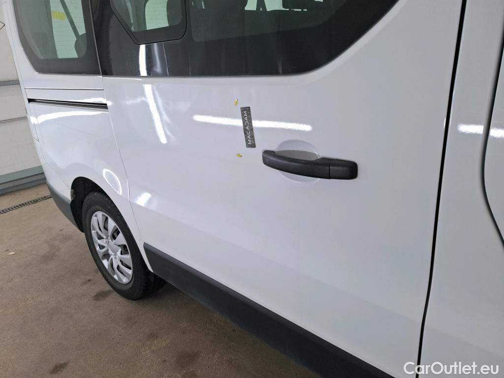  Renault  Trafic RENAULT  4p Combi Zen L1 Energy dCi 125 8 places #8
