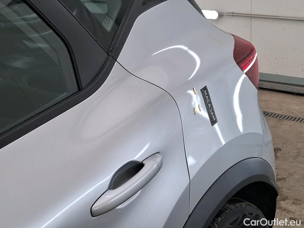  Renault  Captur  II Business 1.5 dCi 115CV BVA7 E6dT #22