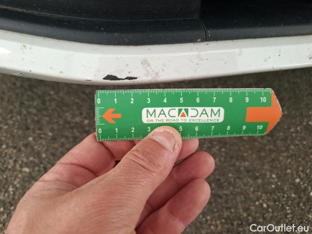  Volkswagen  Touran  Lounge Business BMT/Start-Stopp 2.0 TDI 120CV BVM6 E6d #14