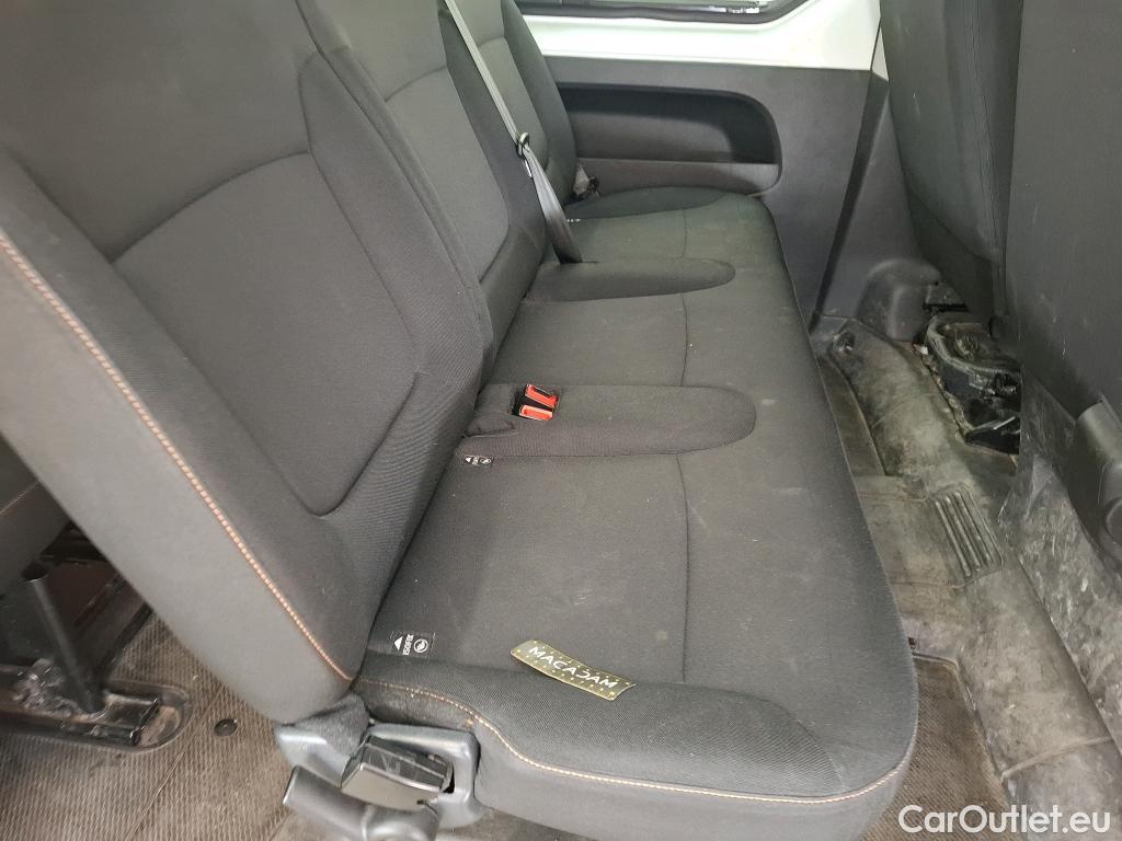  Renault  Trafic RENAULT  4p Combi Zen L1 Energy dCi 125 8 places #36